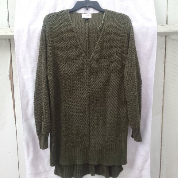 Bundle Universal Thread knit pull-over&sunglass, luxury silky thread, brand new - Picture 5 of 6